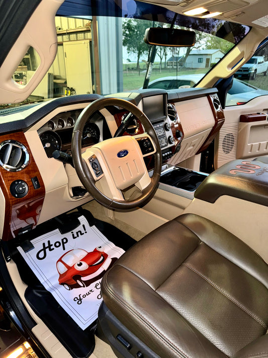 FULL INTERIOR DETAIL (TRUCK/SUV)